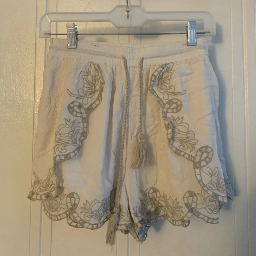 Flowey shorts